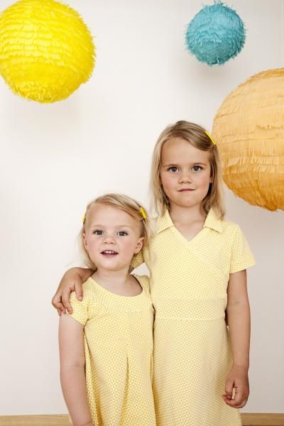 Lily Balou, Esmee kjole yellow triangle
