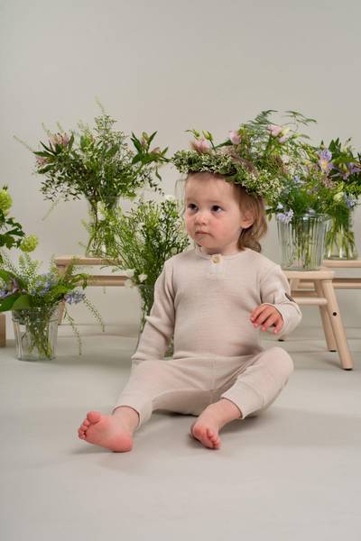 Gullkorn design,  Billie ullbody gr&aring;hvit