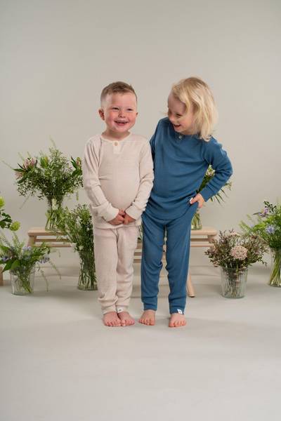 Gullkorn design, Billie ullgenser gråhvit