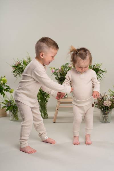 Gullkorn design, Billie ullgenser gråhvit