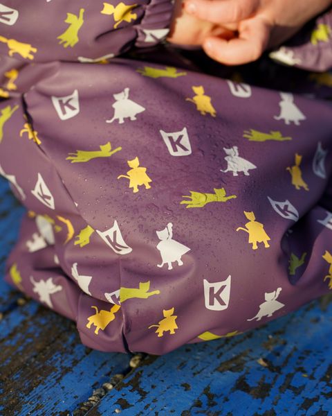 Kattnakken, Hel&aring;rs regndress Hagl viola